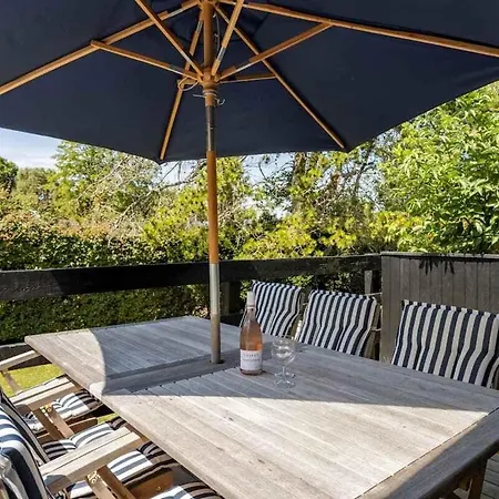 Idyllic Summer House Close To And Forest Ferienhaus *